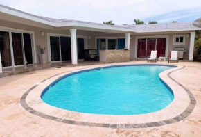 Luxury villa Residencial Casa Linda 627B